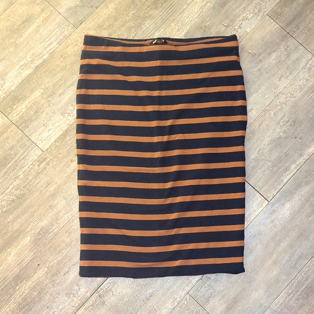 H&M Navy and Brown Skirt Size Small Elastic Waist Band